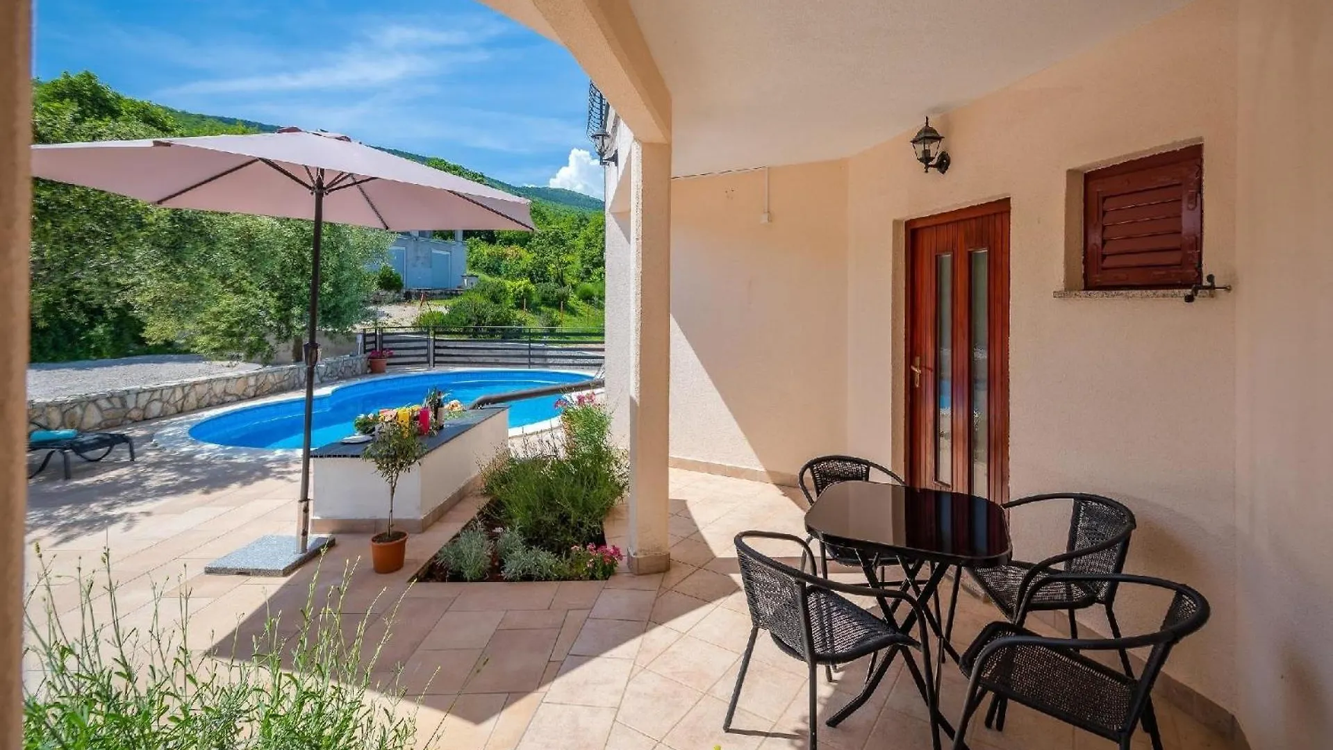 Apartment Ferienwohnung Fuer 5 Personen Ca 53 Qm In Labin, Istrien Bucht Von Rasa Labin
